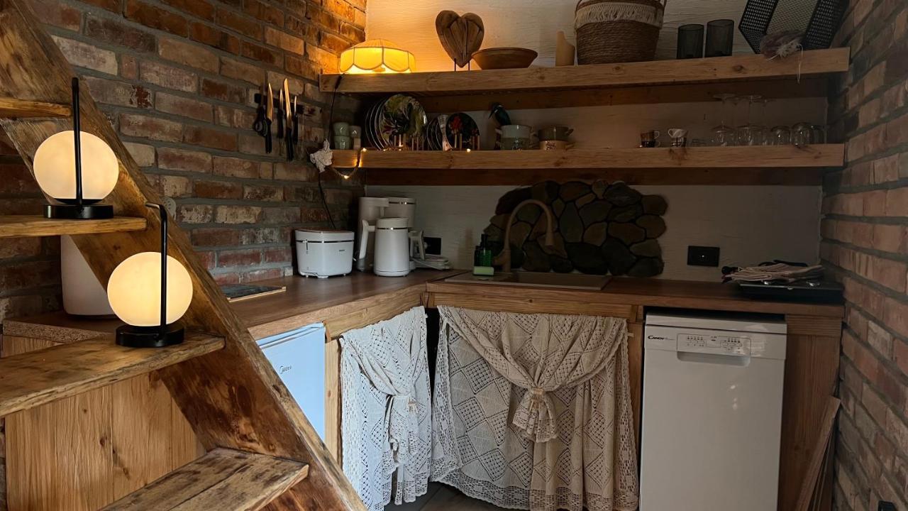 Apartamenty 3 Pory Roku Komarno Buitenkant foto