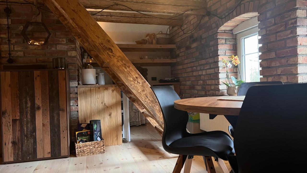 Apartamenty 3 Pory Roku Komarno Buitenkant foto