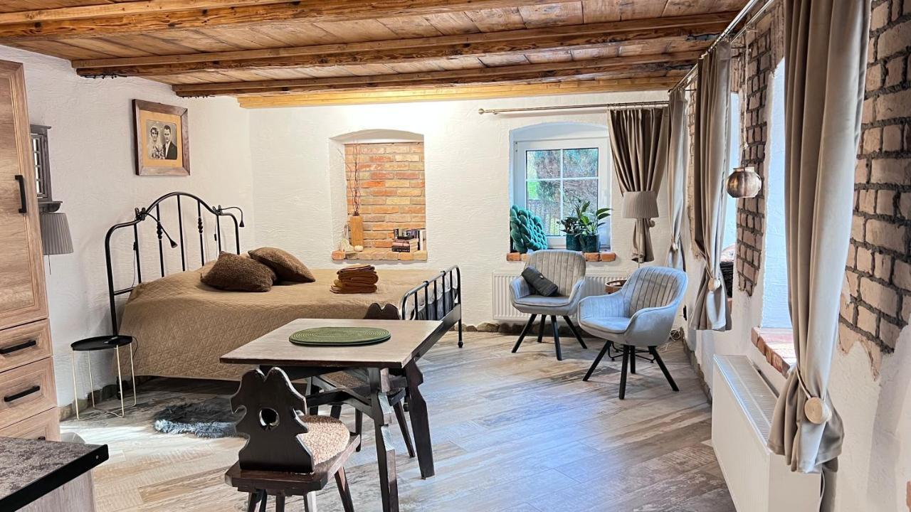 Apartamenty 3 Pory Roku Komarno Buitenkant foto