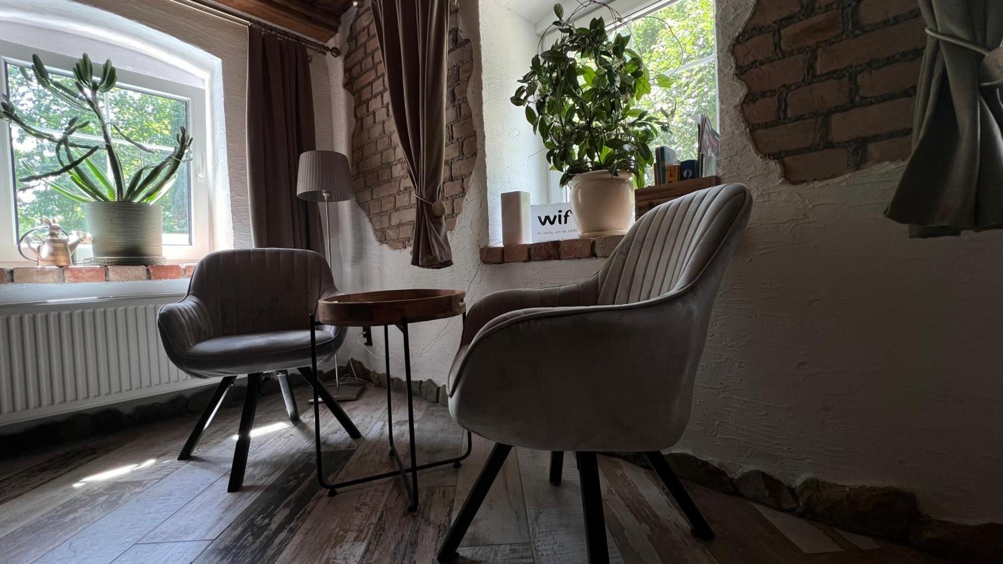 Apartamenty 3 Pory Roku Komarno Buitenkant foto